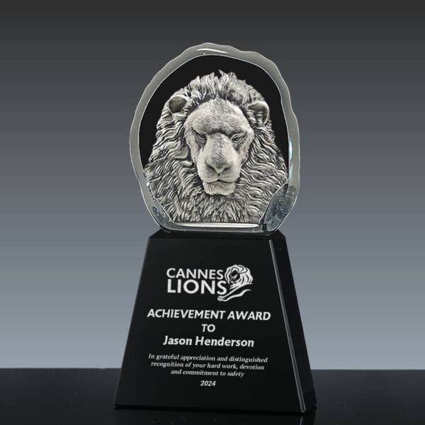 Lion Medium